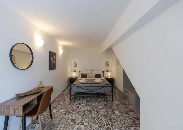 Magdalenia's Cozy Lägenhet Nafplion