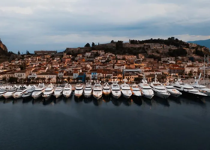 Magdalenia's Cozy Lägenhet Nafplion