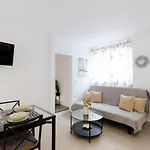 Apartment Magdalenia's Cozy *