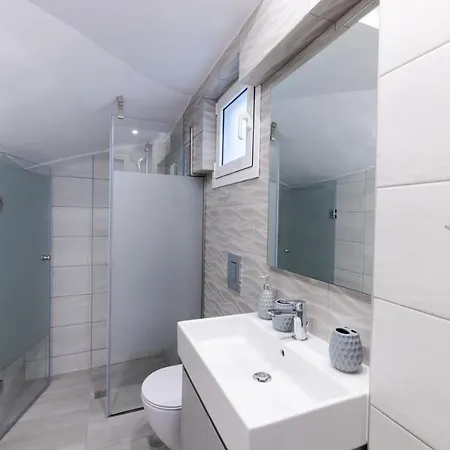 Magdalenia's Cozy Daire *