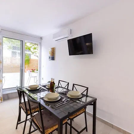 Magdalenia's Cozy * Anabolu