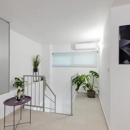 Magdalenia's Cozy * نافبليو